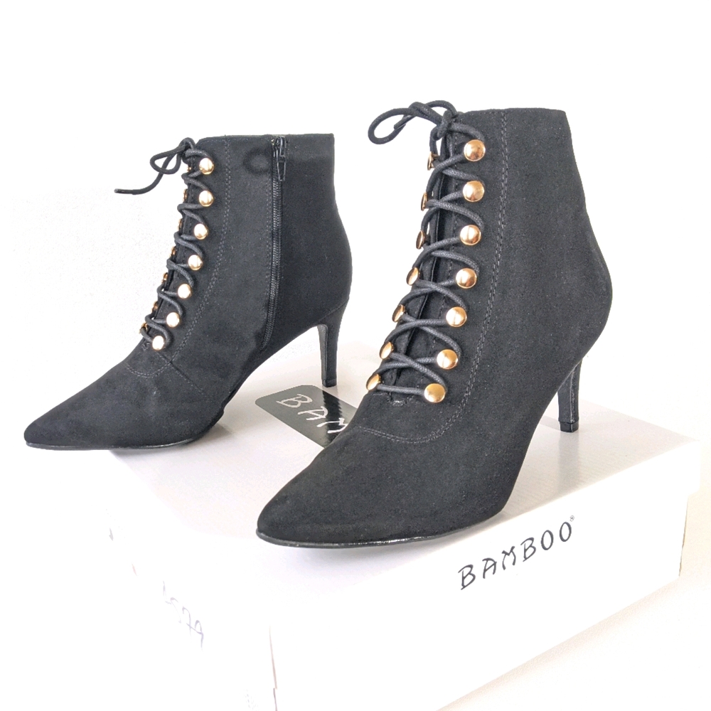 BAMBOO LACES UP BOOTS SUEDE BLACK SIZES 8 .5